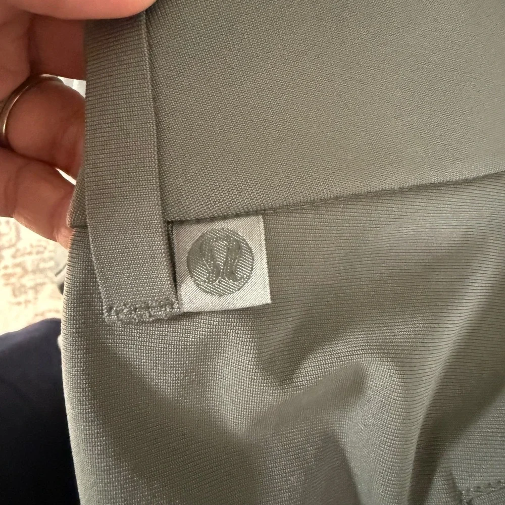 Lululemon ABC Commission Pants Men 46 Hunter Green Warpstreme Golf Chino LM5AO5S